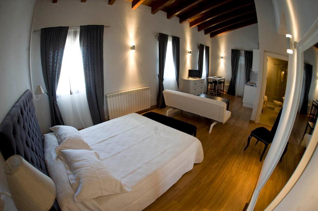 Palacio De Ivan Tarin Hotel Monteagudo del Castillo ห้อง รูปภาพ